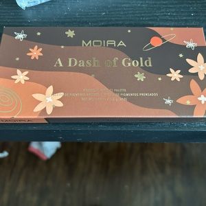 Moira Fairy tale Shadow Palette - 004 A Dash of Gold